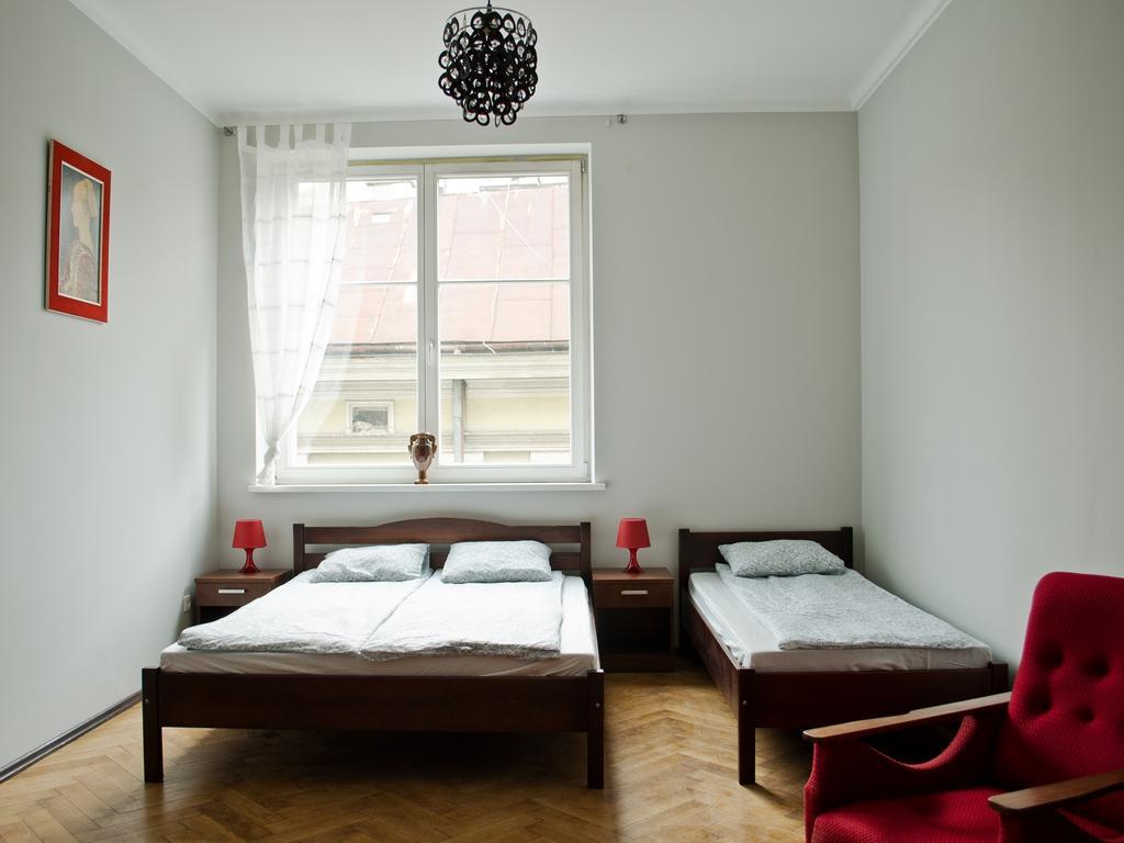 Tramp Aparthostel Krakkó Kültér fotó
